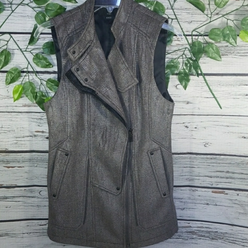 NWOT ViKi moto zip up sleeveless bike jacket vest